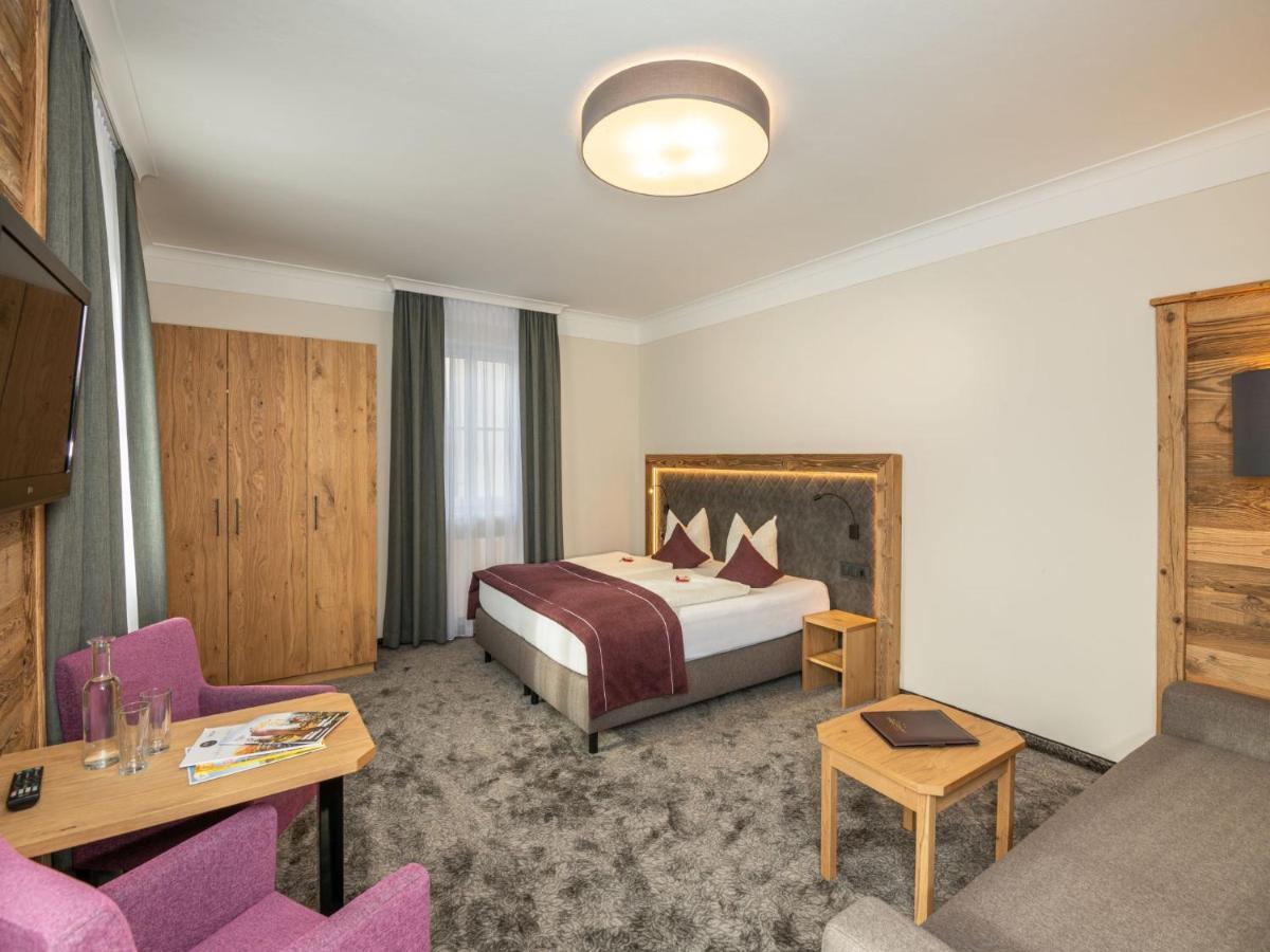Hotel Stegerbraeu Radstadt Exterior photo