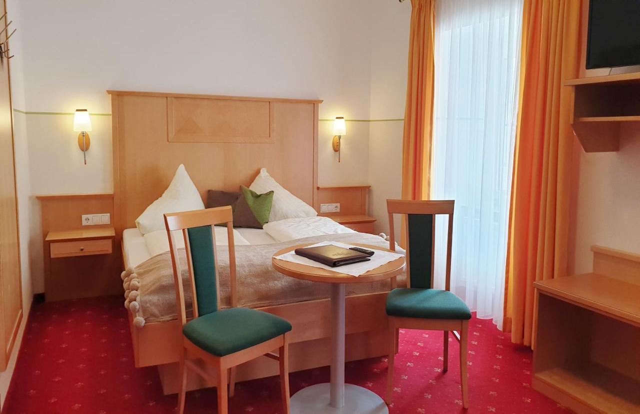 Hotel Stegerbraeu Radstadt Exterior photo